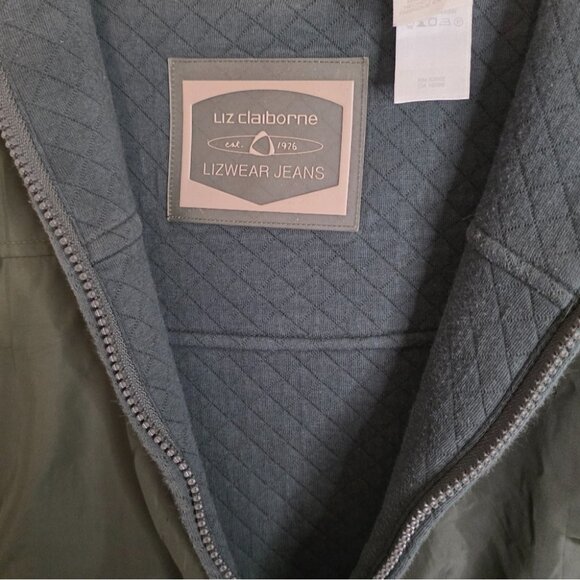 Liz Claiborne Womens Olive Green Hooded Vest Quilted Interior & Zip Front Size L - Picture 3 of 7